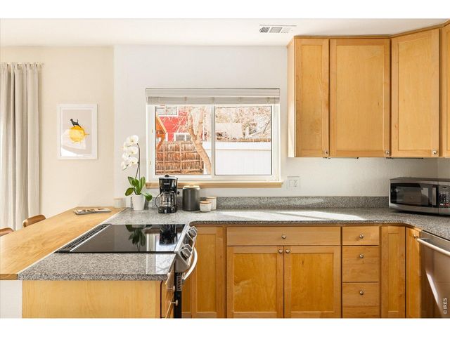 3217 Broadway St, Boulder, CO 80304