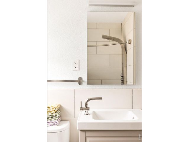 3217 Broadway St, Boulder, CO 80304