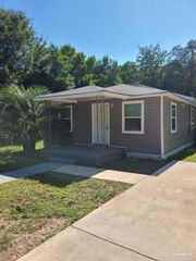 701 Armenia Dr, Pensacola, FL 32505