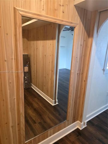 9911 Martinique Dr, Cutler Bay, FL 33189