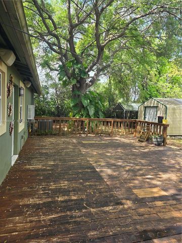 9911 Martinique Dr, Cutler Bay, FL 33189