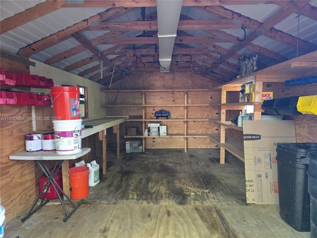 9911 Martinique Dr, Cutler Bay, FL 33189