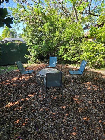 9911 Martinique Dr, Cutler Bay, FL 33189