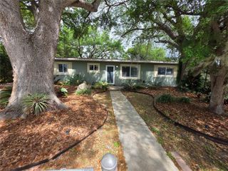 9911 Martinique Dr, Cutler Bay, FL 33189