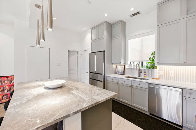 4211 Rawlins Street 525, Dallas, TX 75219