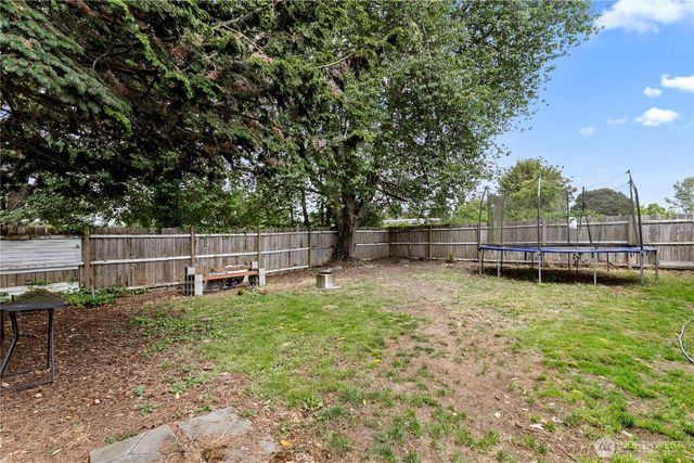 7402 E F St, Tacoma, WA 98404