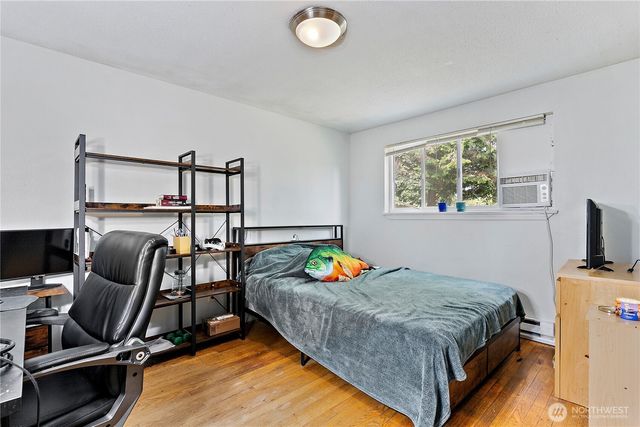 7402 E F St, Tacoma, WA 98404