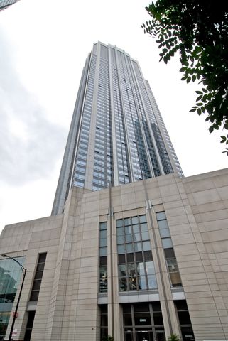 512 N MCCLURG Court 2112, Chicago, IL 60611