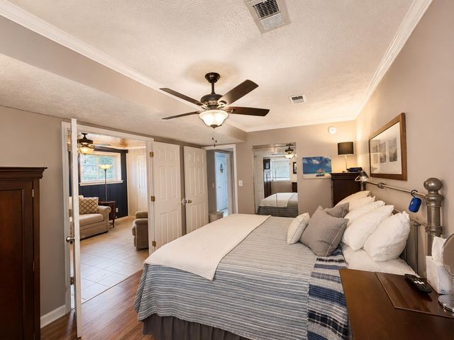 391 S Eagle Creek Drive, Lexington, KY 40515