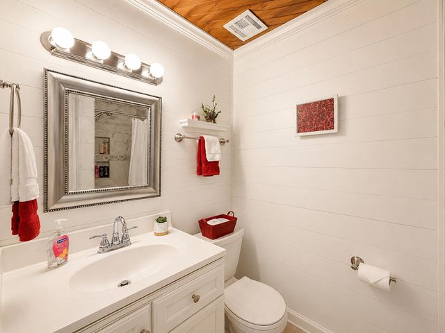 391 S Eagle Creek Drive, Lexington, KY 40515