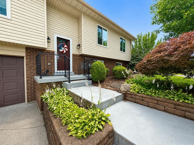 391 S Eagle Creek Drive, Lexington, KY 40515