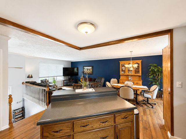 391 S Eagle Creek Drive, Lexington, KY 40515
