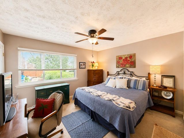 391 S Eagle Creek Drive, Lexington, KY 40515