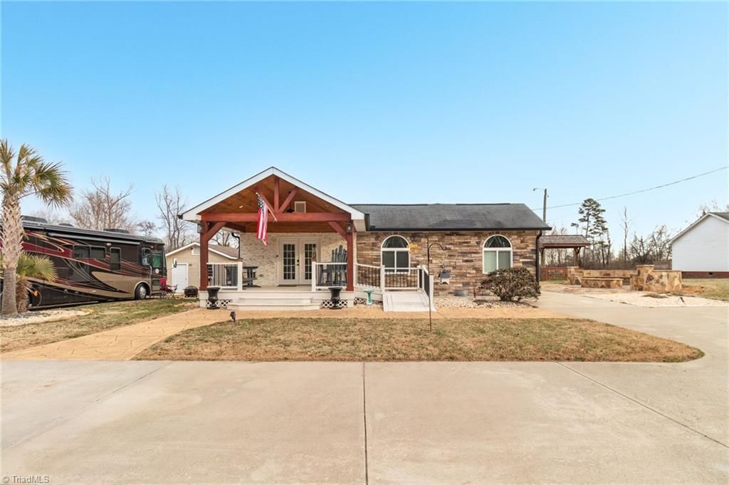 2675 Swicegood Road, Linwood, NC 27299