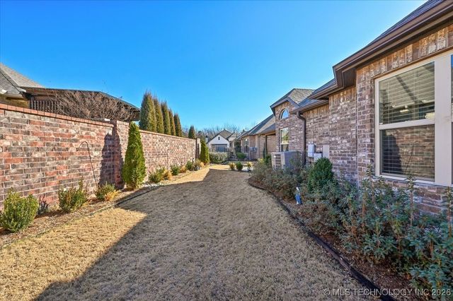 3810 W Orlando Place, Broken Arrow, OK 74011