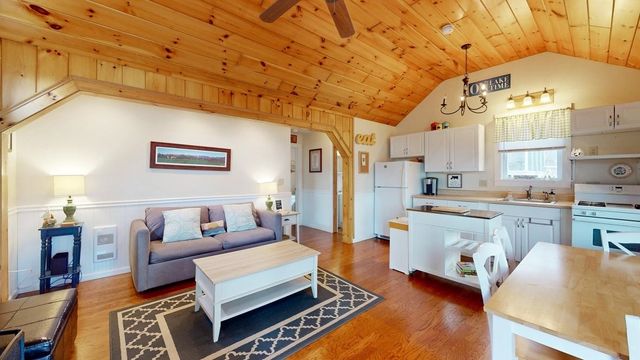 350 West Shore Road, Salisbury, VT 05769