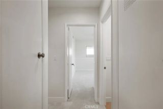 10525 S 8th Avenue, Inglewood, CA 90303