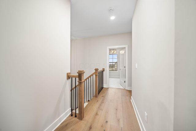 7029 Snowdrop Court, Dublin, OH 43016