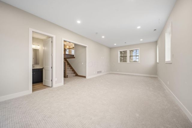 7029 Snowdrop Court, Dublin, OH 43016