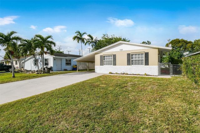 1227 Cherokee Street, Jupiter, FL 33458
