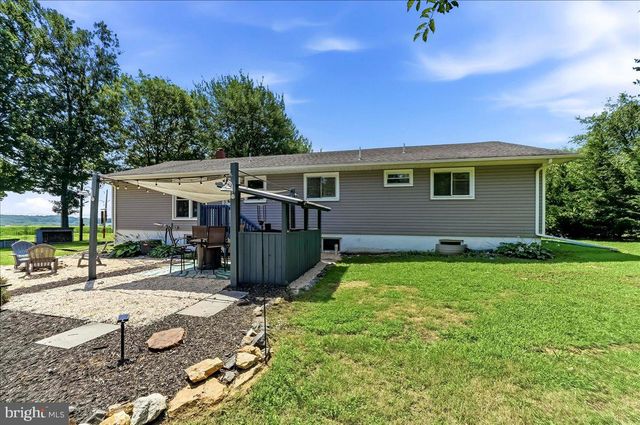 196 HIGHLAND VIEW DR, Lincoln University, PA 19352
