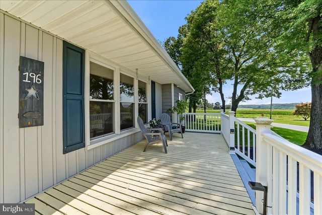 196 HIGHLAND VIEW DR, Lincoln University, PA 19352