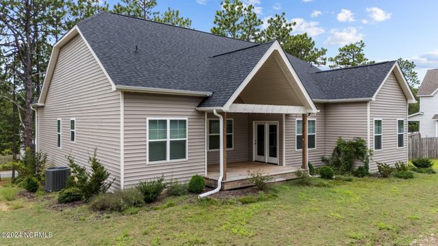 428 Gretchen Road, West End, NC 27376