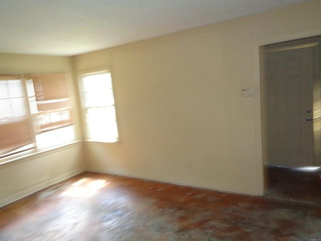 2615 S Summit Street, Little Rock, AR 72206