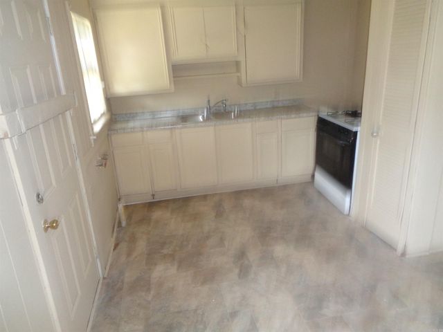 2615 S Summit Street, Little Rock, AR 72206