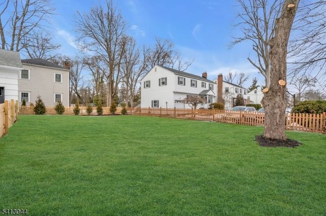 684 Gallows Hill Rd, Cranford Twp., NJ 07016