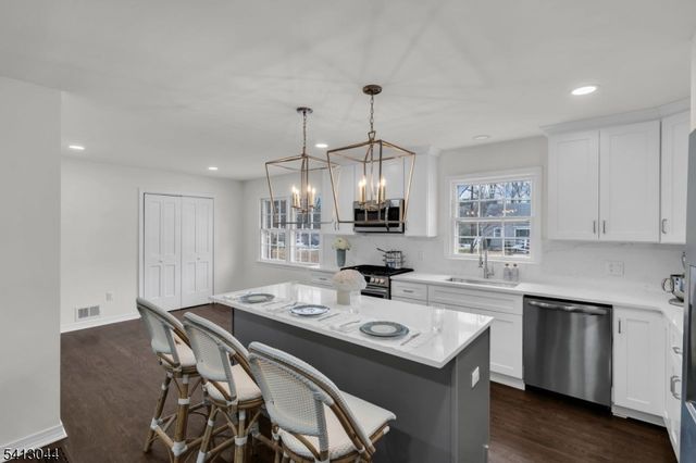 684 Gallows Hill Rd, Cranford Twp., NJ 07016