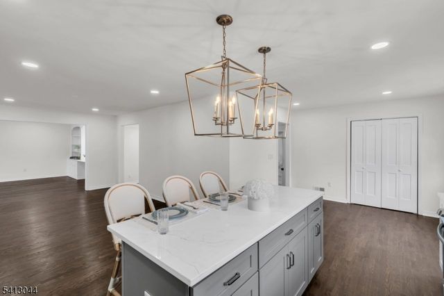 684 Gallows Hill Rd, Cranford Twp., NJ 07016