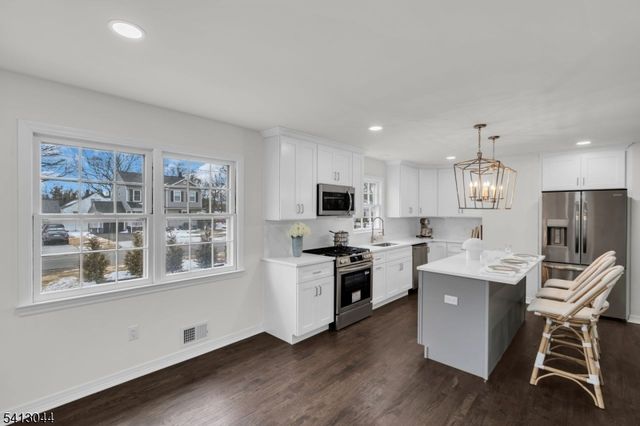 684 Gallows Hill Rd, Cranford Twp., NJ 07016