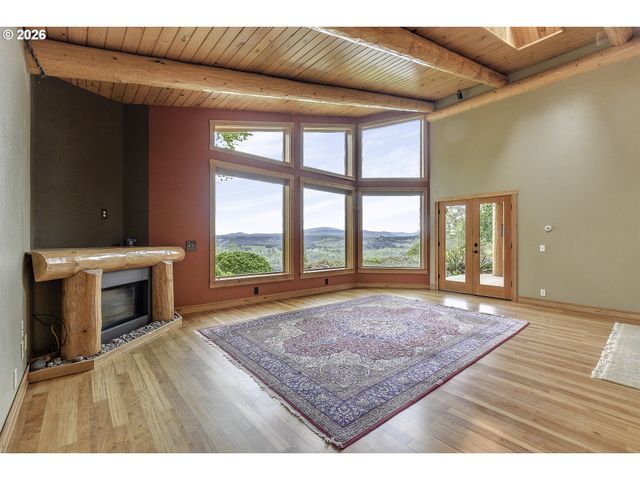 16860 HOFFMAN Ave, Sandy, OR 97055