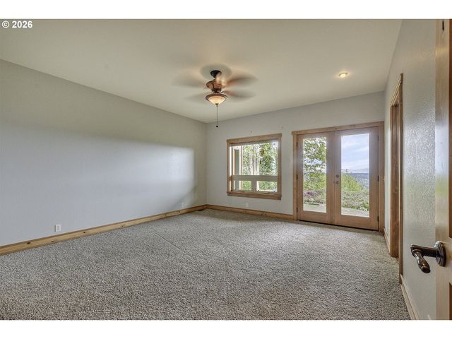 16860 HOFFMAN Ave, Sandy, OR 97055