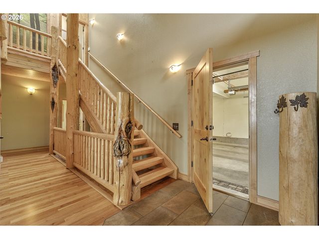 16860 HOFFMAN Ave, Sandy, OR 97055