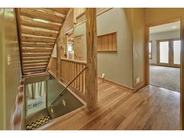 16860 HOFFMAN Ave, Sandy, OR 97055
