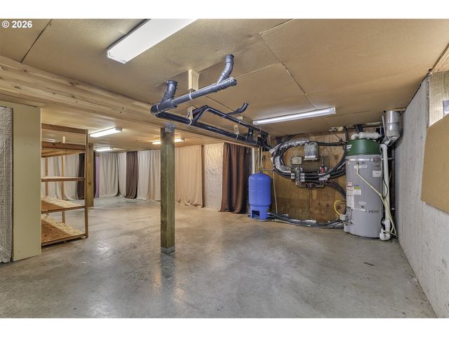 16860 HOFFMAN Ave, Sandy, OR 97055