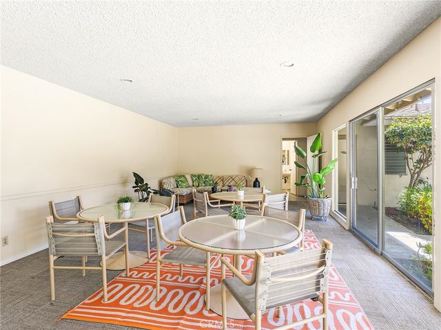 10240 Camarillo Street 208, Toluca Lake, CA 91602