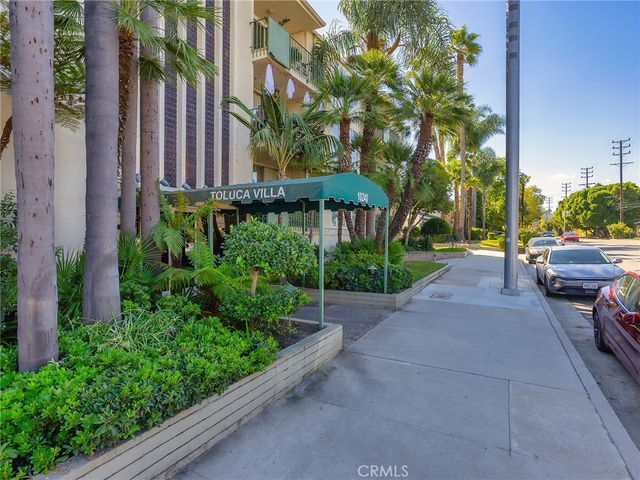 10240 Camarillo Street 208, Toluca Lake, CA 91602