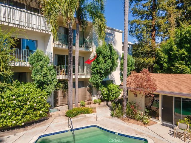10240 Camarillo Street 208, Toluca Lake, CA 91602