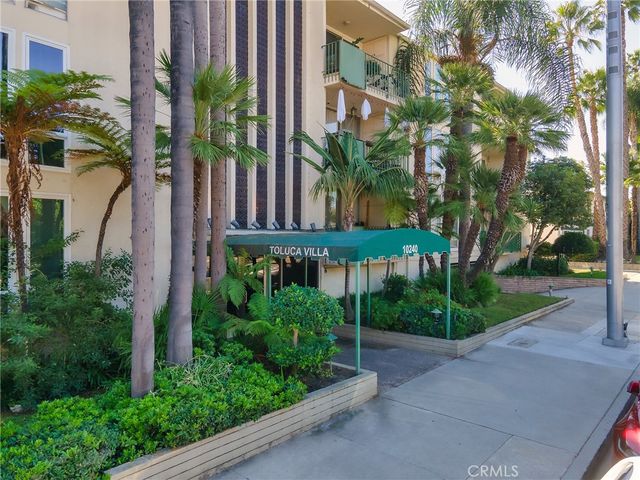 10240 Camarillo Street 208, Toluca Lake, CA 91602