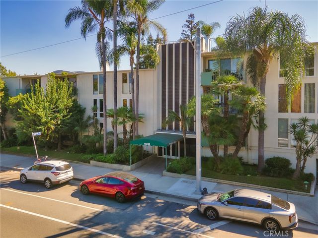 10240 Camarillo Street 208, Toluca Lake, CA 91602