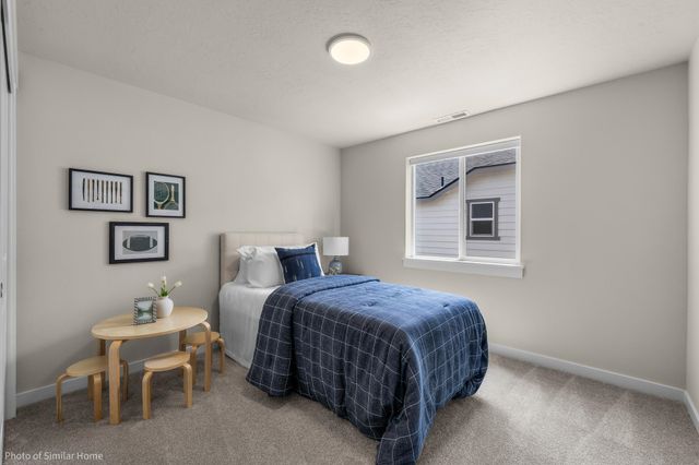 8715 N Hemlock Rd, Spokane, WA 99208