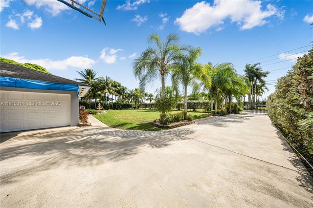 18405 SW 216th St 0, Miami, FL 33170