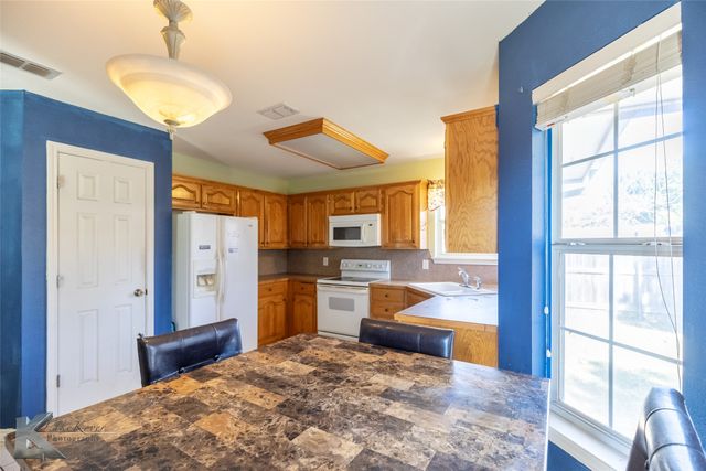 3117 Beacon Hill Road, Abilene, TX 79601