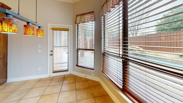 429 Whisperfield Drive, Murphy, TX 75094