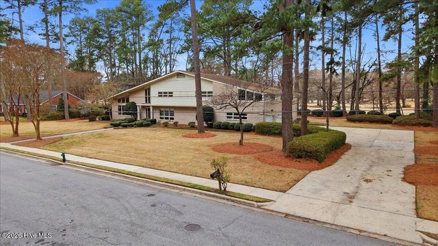 1602 Greenbriar Road, Kinston, NC 28504