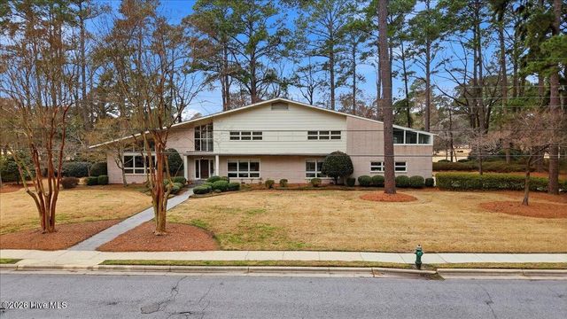 1602 Greenbriar Road, Kinston, NC 28504