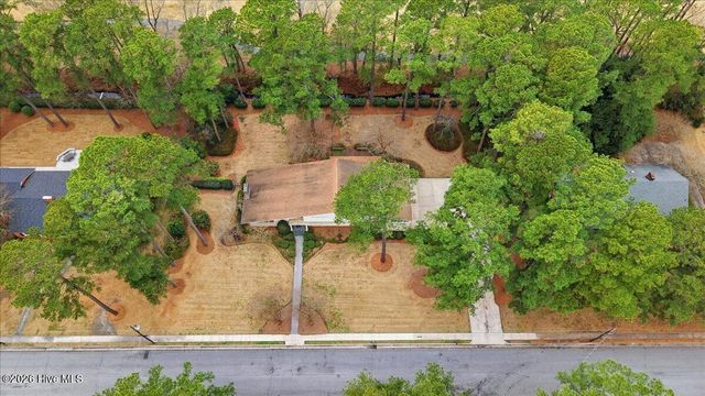 1602 Greenbriar Road, Kinston, NC 28504